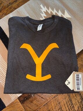 Woman’s Yellowstone Tee